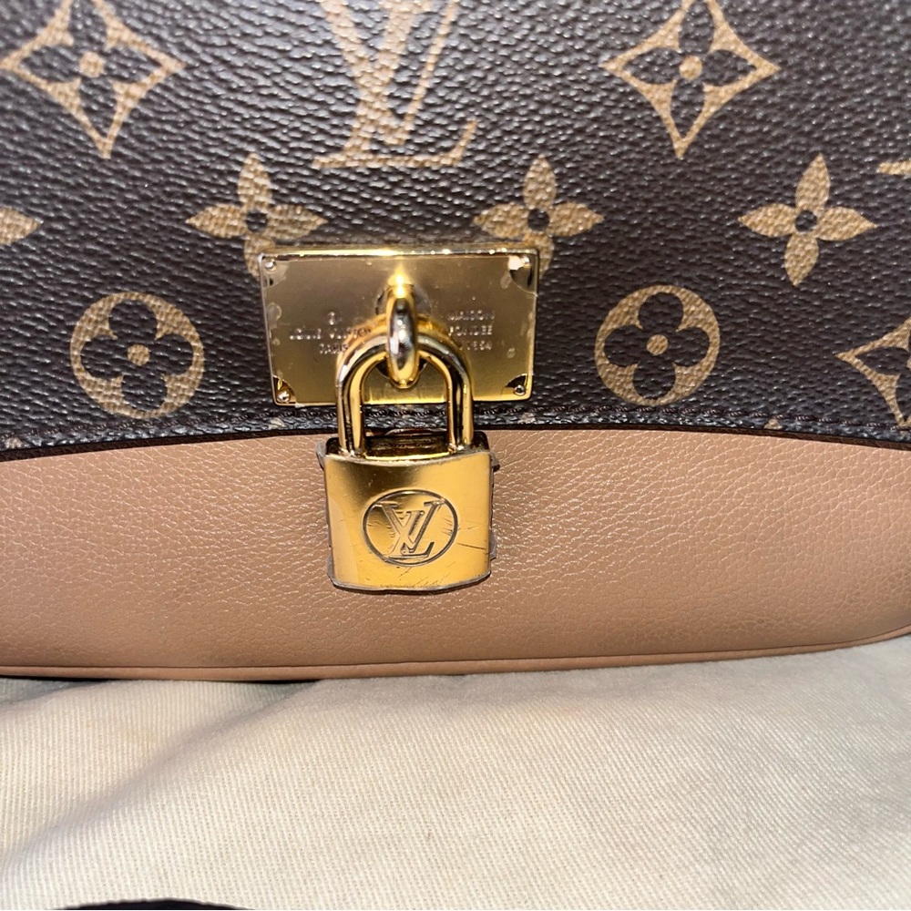 Authentic Louis Vuitton Monogram Marignan Satchel- FREE COA - Picture 4 of 9